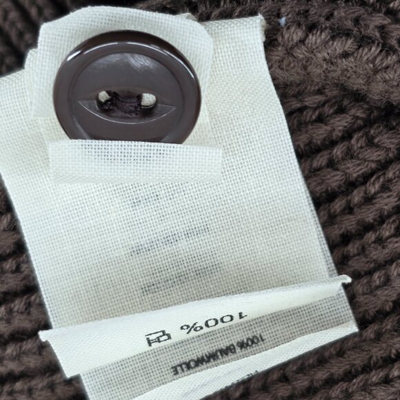 S - Picture 10 of 14